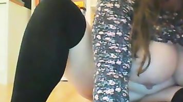 Dicke Tittenschlampe caught in Webcam