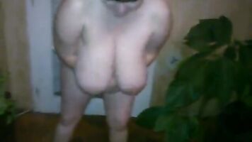 FATTY Vanya shake the udder again