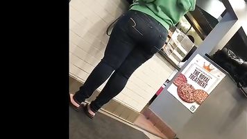 I Candid that Thick Huge Booty Butt