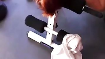 Beautiful huge tits thick chick gives a great sloppy oral